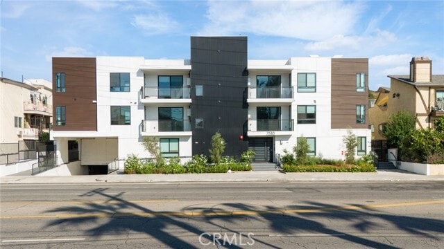 Photo - 7510 Sepulveda Blvd Unit 203