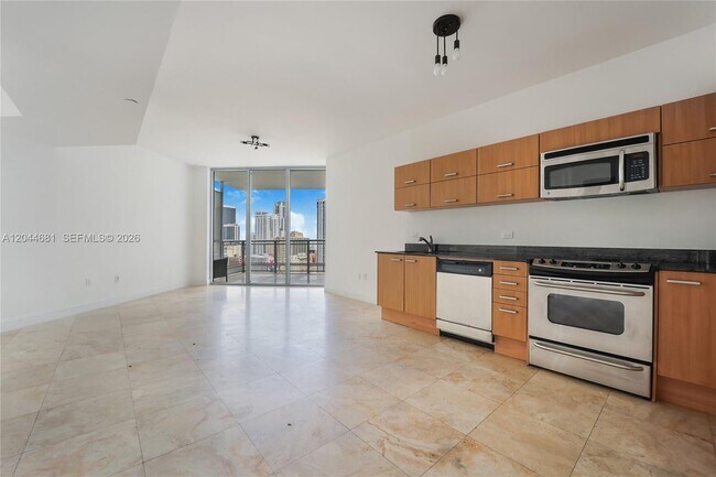 Building Photo - 350 S Miami Ave Unit 2411