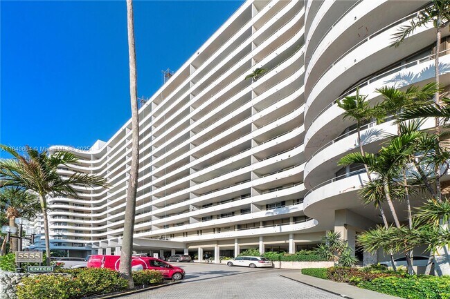 Building Photo - 5555 Collins Ave Unit 8U Rental