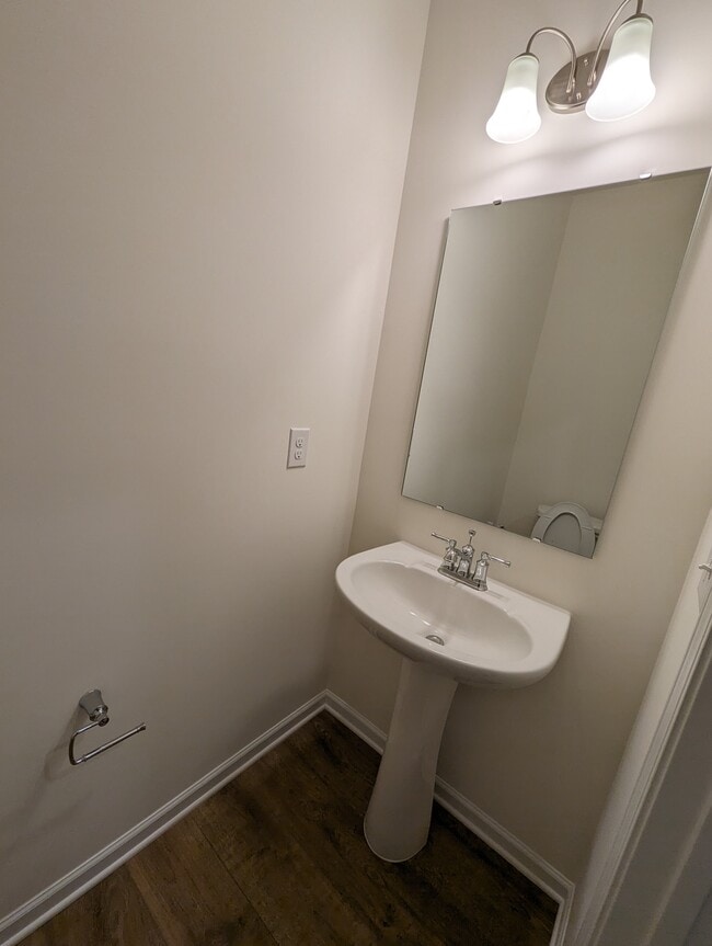 Photo - 2828 Trinity St