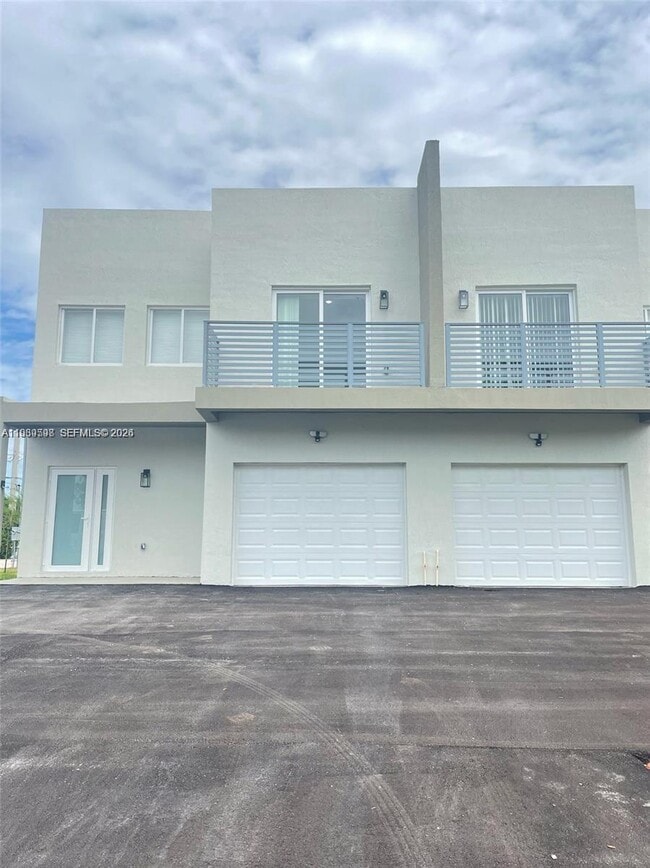 Photo - 116 NW 10th St