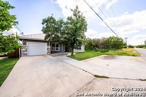 Photo - 950 Paradise Dr