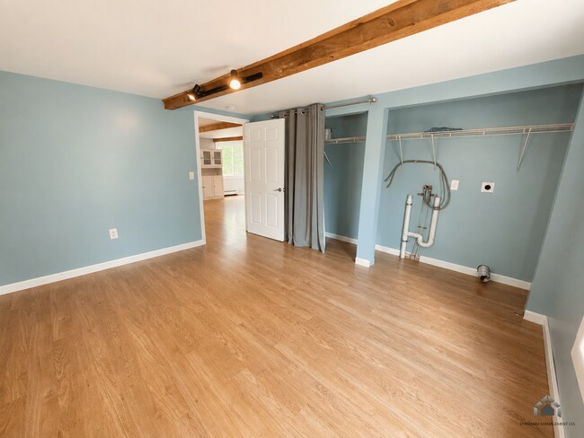 Photo - 37 Windsor St Unit 1
