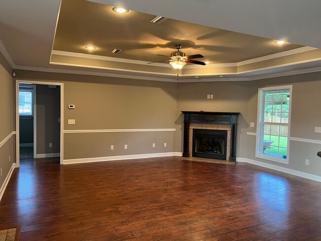 Photo - 401 Homestead Way