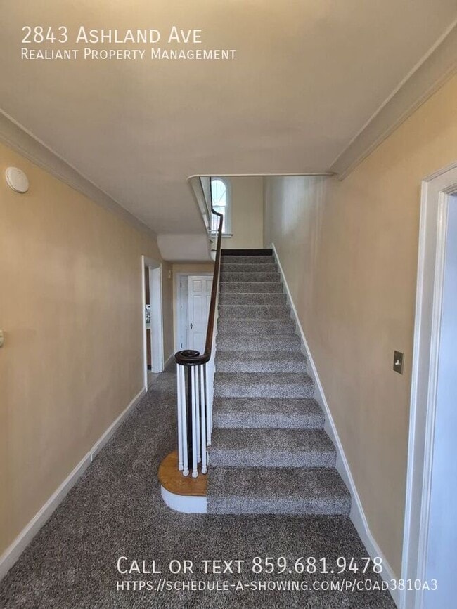 Photo - 2843 Ashland Ave Casa