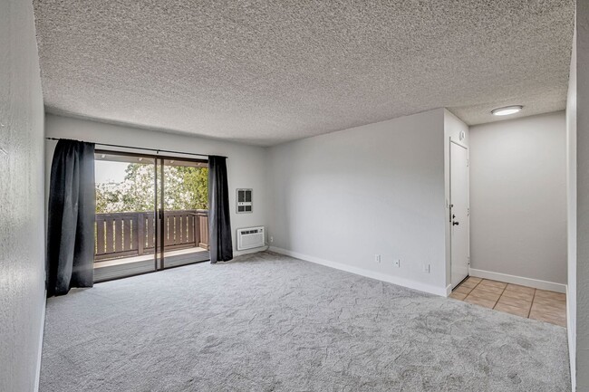 Photo - Freshly Updated, Upstairs Condo Unit for Rent Unit 4