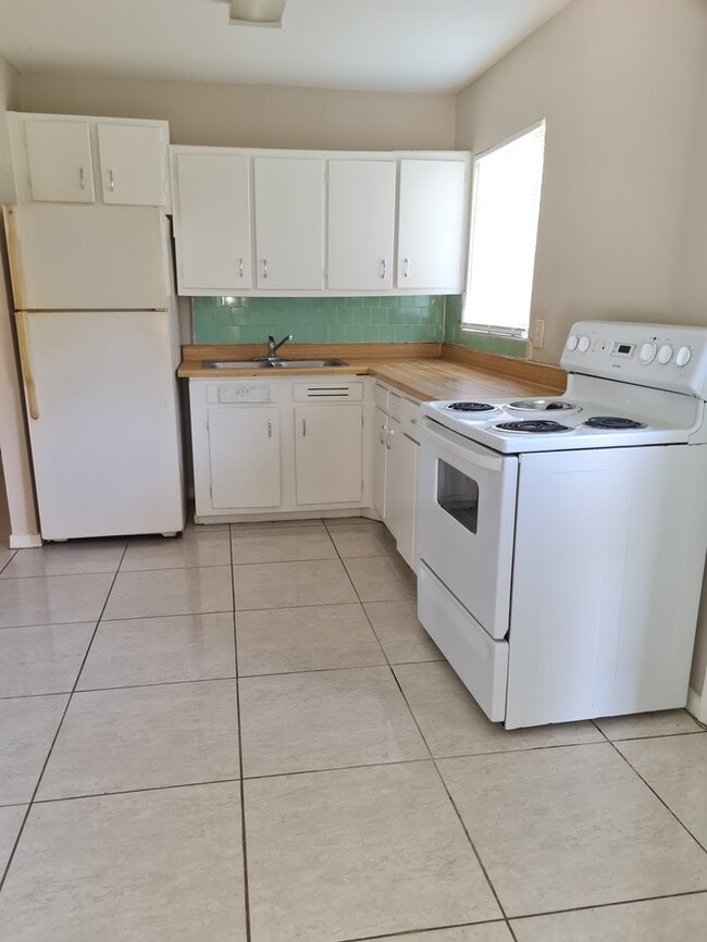 Photo - 109 McGregor St