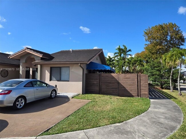 Building Photo - 12715 NW 8th Ln Unit 1