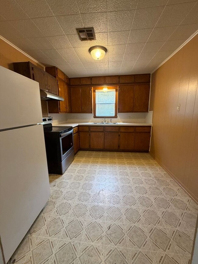 Photo - 519 N Highland Ave