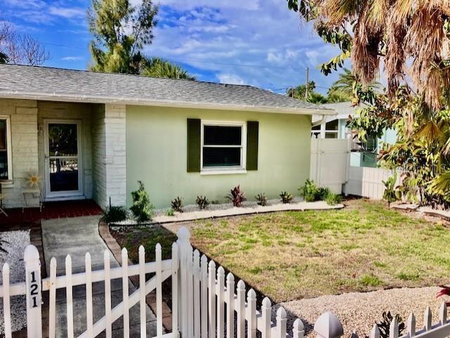 Photo - 121 14th Ave N