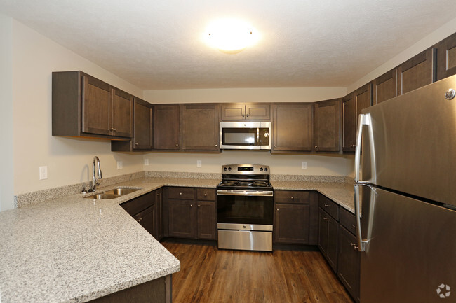 1041 Ekstam Kitchen - McGraw Park Gardens Apartments