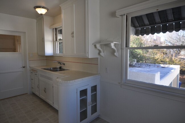 11022 Otsego St Unit 11024.5