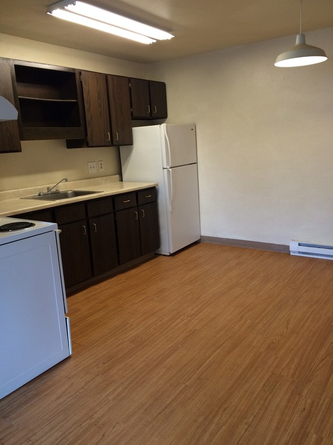 Photo - Columbia View Apartments