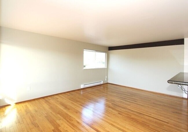 Barrett Square Apartments