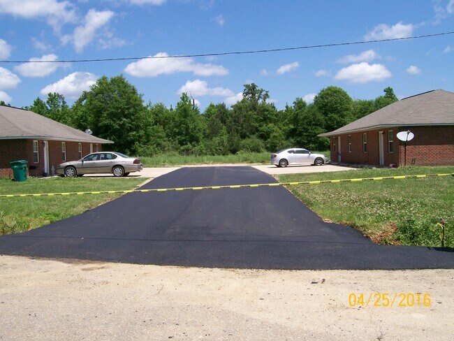 Photo - 44611 Crisp Rd Unidad B