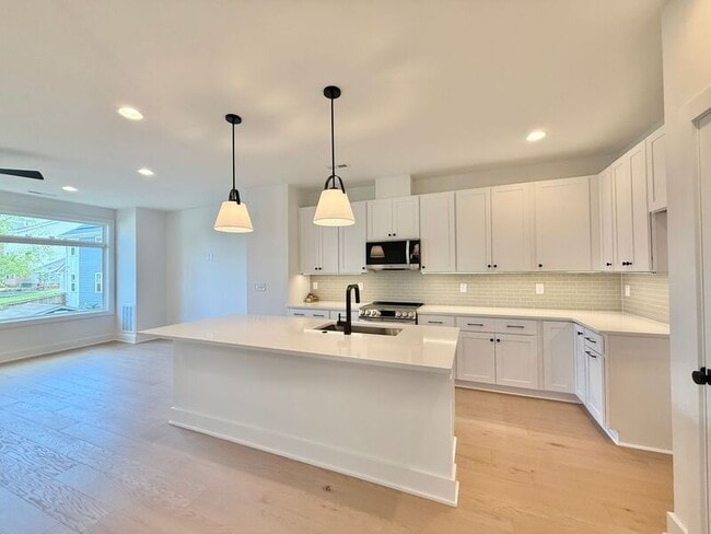 Photo - 620 Rocky Knob Ct