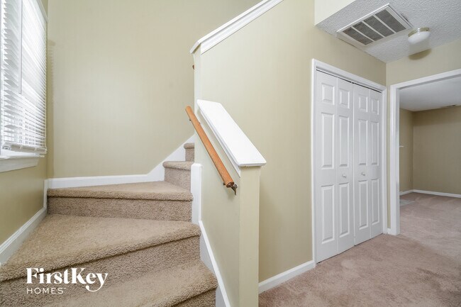 Photo - 1446 Cimarron Pkwy