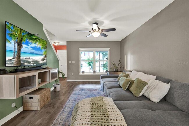3017 Mojave Oak Dr