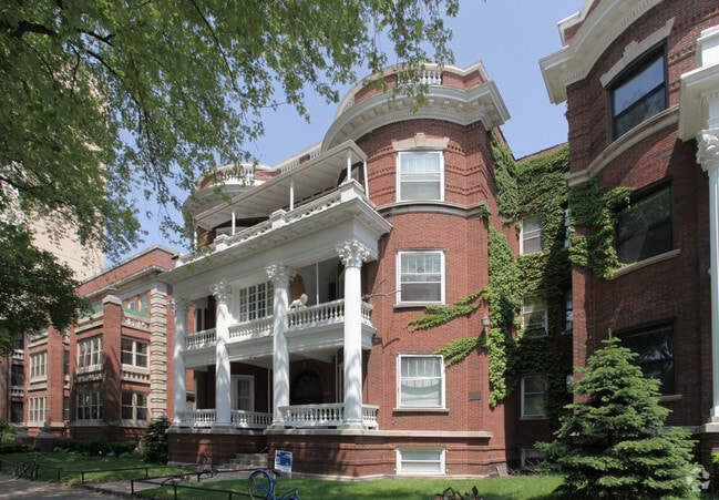 Photo - 5487-5491 S. Hyde Park Boulevard