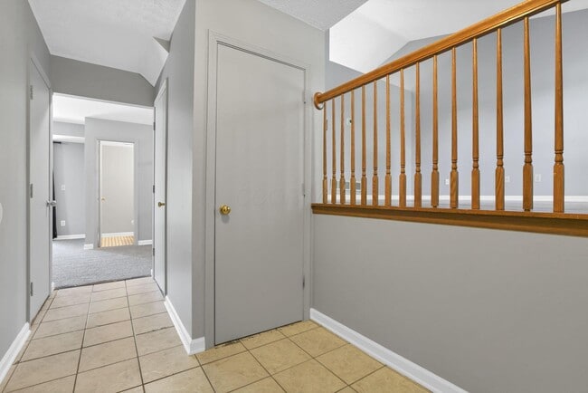 Photo - 933 Briaro St