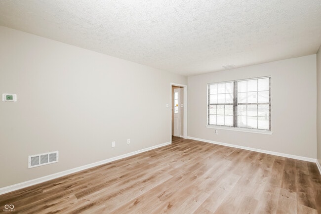 Photo - 5032 Granger Ct