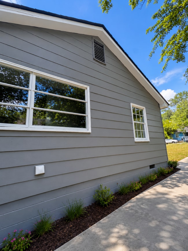 Photo - 1334 Dewey St