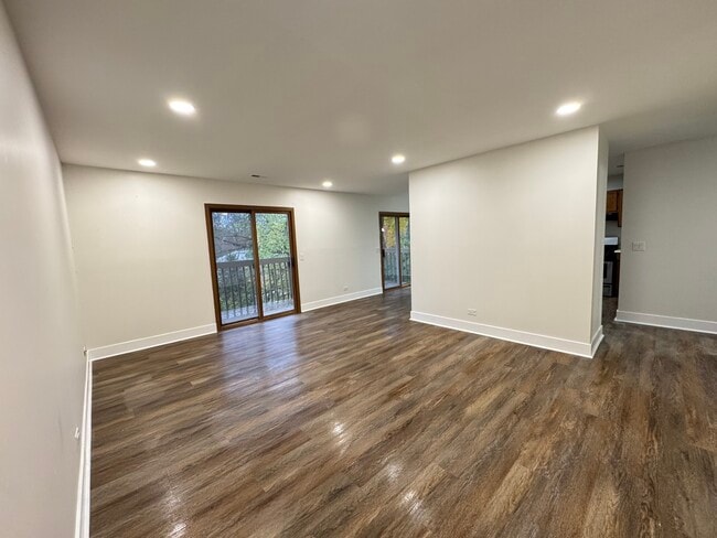 Photo - 420 Heine Ave Unit 420