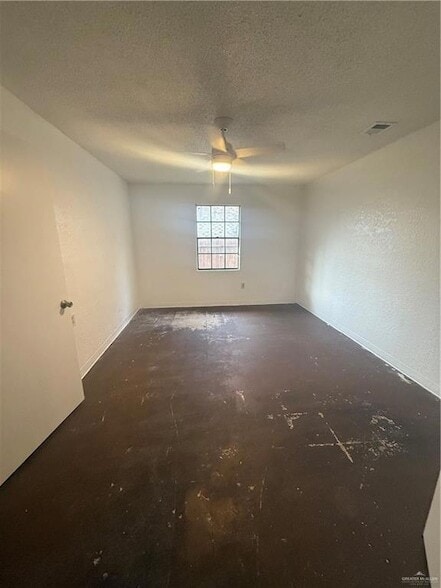 Photo - 503 Mazatlan St