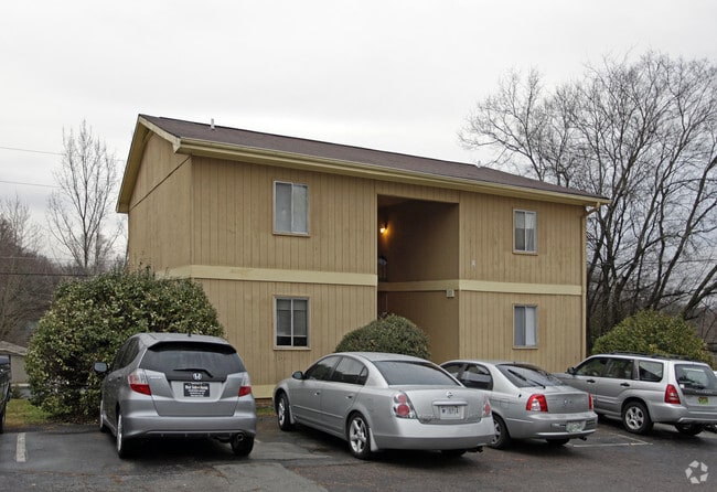 Building Photo - Evergreen Terrace Rental