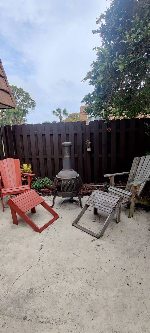 Beautiful 2 bedroom 2.5 bath duplex in qu... - Beautiful 2 bedroom  2.5 bath duplex in qu... Townhome