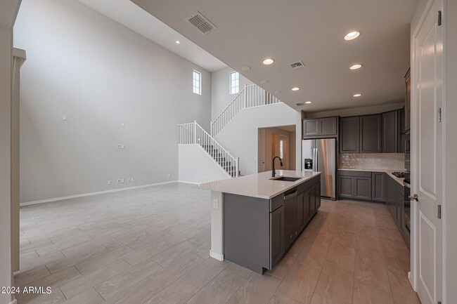 Photo - 2031 W Bramble Berry Ln