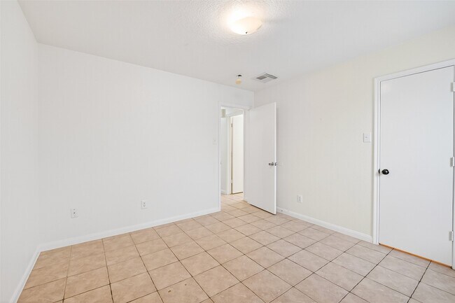 Photo - 10426 Briar Patch St