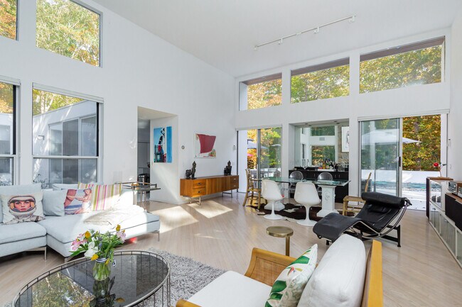 Photo - 4 Bob White Ct