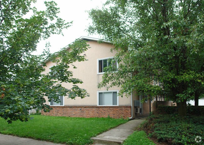Photo - 101 W Starr Ave Apartments