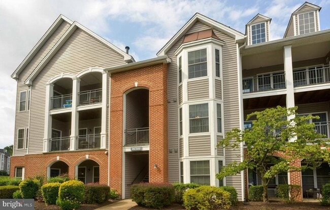 Building Photo - 46588 Drysdale Terrace Unit 201