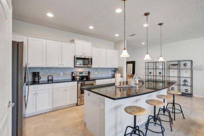 8818 Geneve Ct