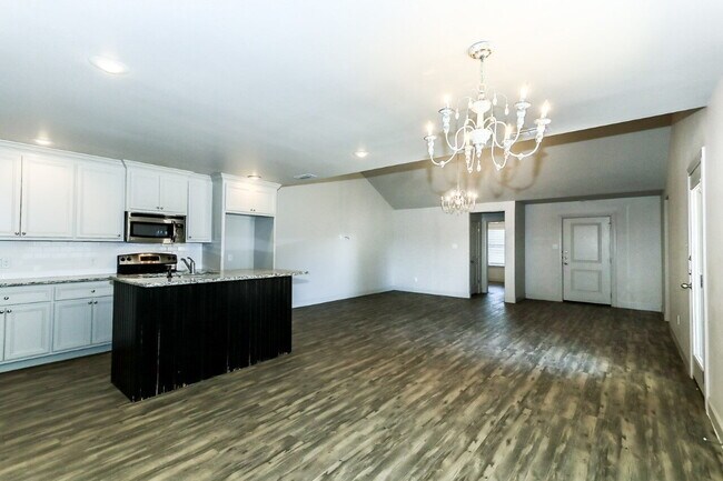 Photo - Half off first full month's rent! Luxury Duplexes In Cooper District
