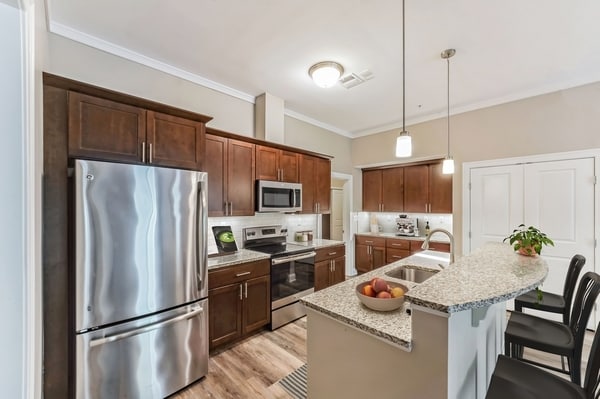 Photo - Highcroft Apartments