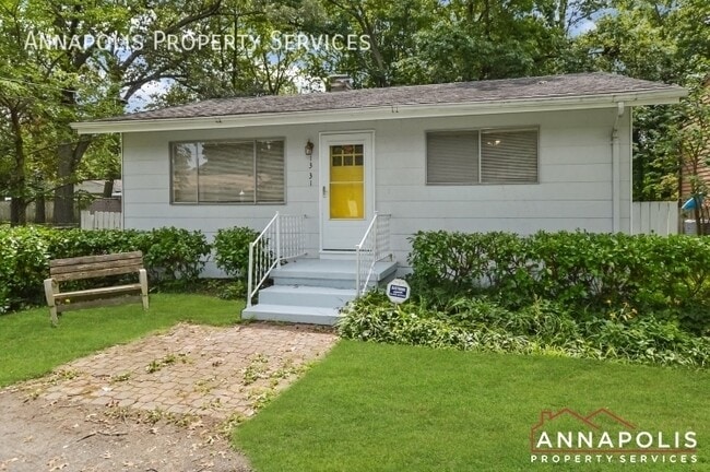 Building Photo - 1331 Linden Ave Rental