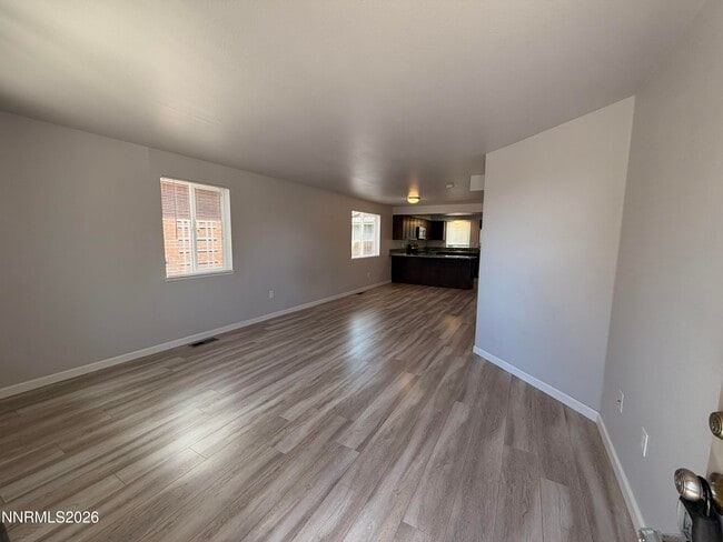 Photo - 319 Thoma St