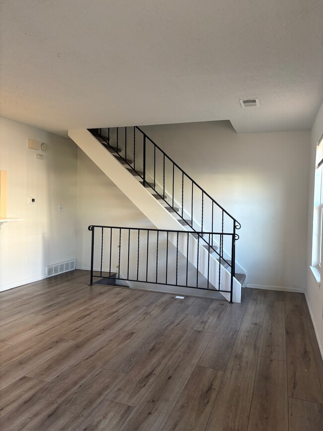 Photo - 22 Amesbury St