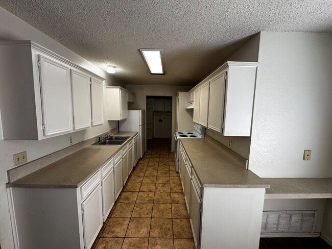 Photo - Beautiful Home Located In Shadow Hills & F...