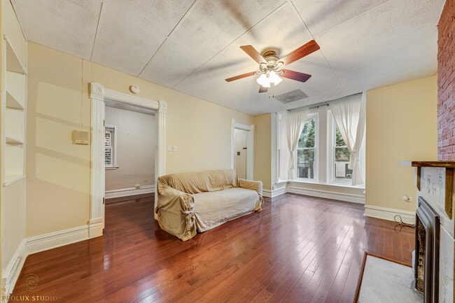 Photo - 1012 S Oakley Blvd Unit 2