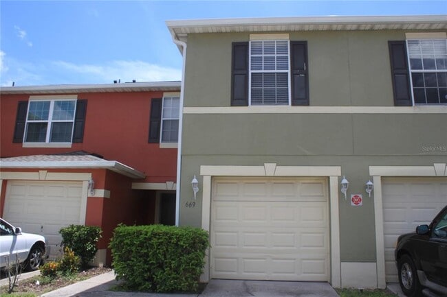 Building Photo - 669 Cresting Oak Cir