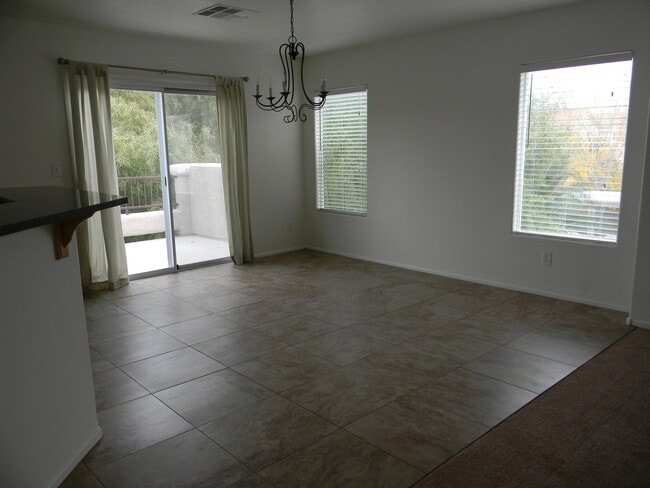 Photo - Diamond Ranch Unidad 1