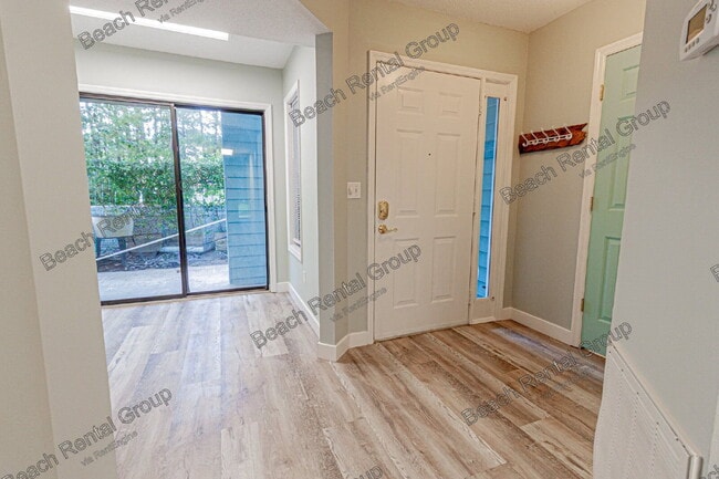 Photo - 33 Shadow Moss Pl