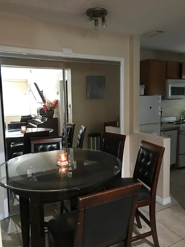 Photo - 7107 N 53rd St Unit B