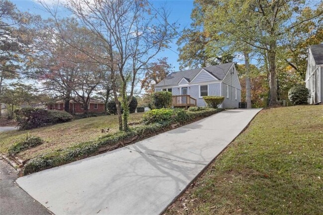 Photo - 701 Daniel Ave