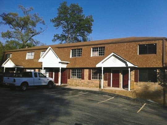 Crestview Apartments - Crestview Apartments