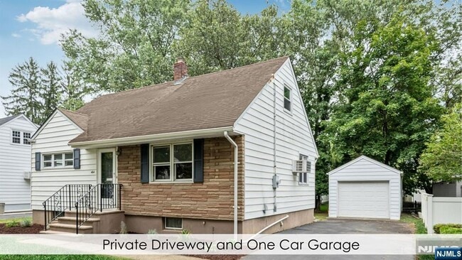 Building Photo - 464 Dorchester Rd